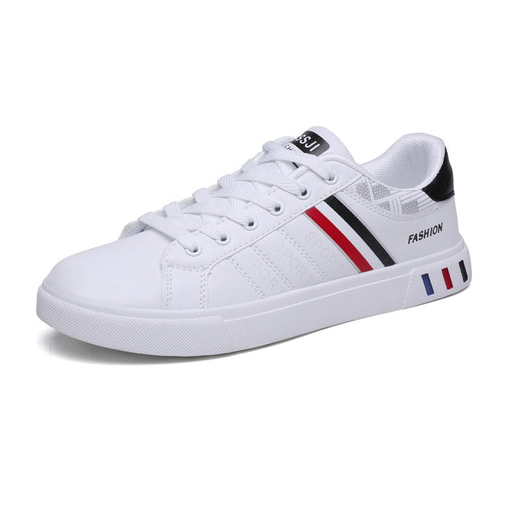 Stylish men's low-top lace-up footwear, perfect casual sneakers for versatile and comfortable daily wear.