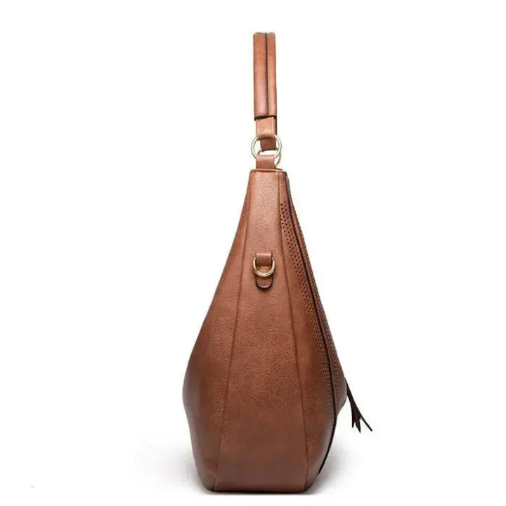Stylish women's vintage leather crossbody bag, featuring a durable design & versatile classic appeal.