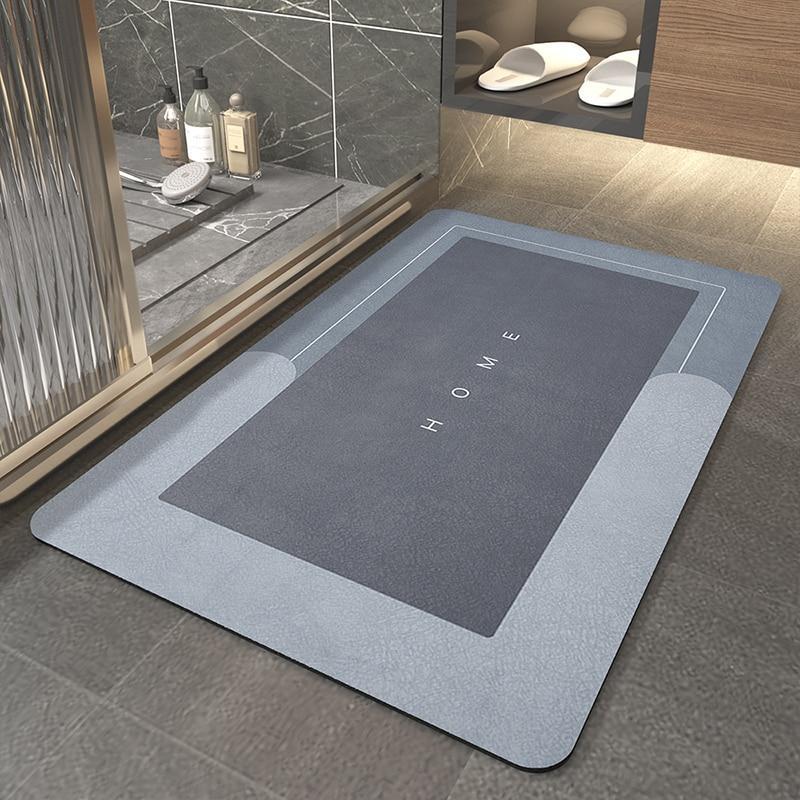 Modern bathroom decor: quick-drying, non-slip floor mat for comfort, safety & a stylish look.