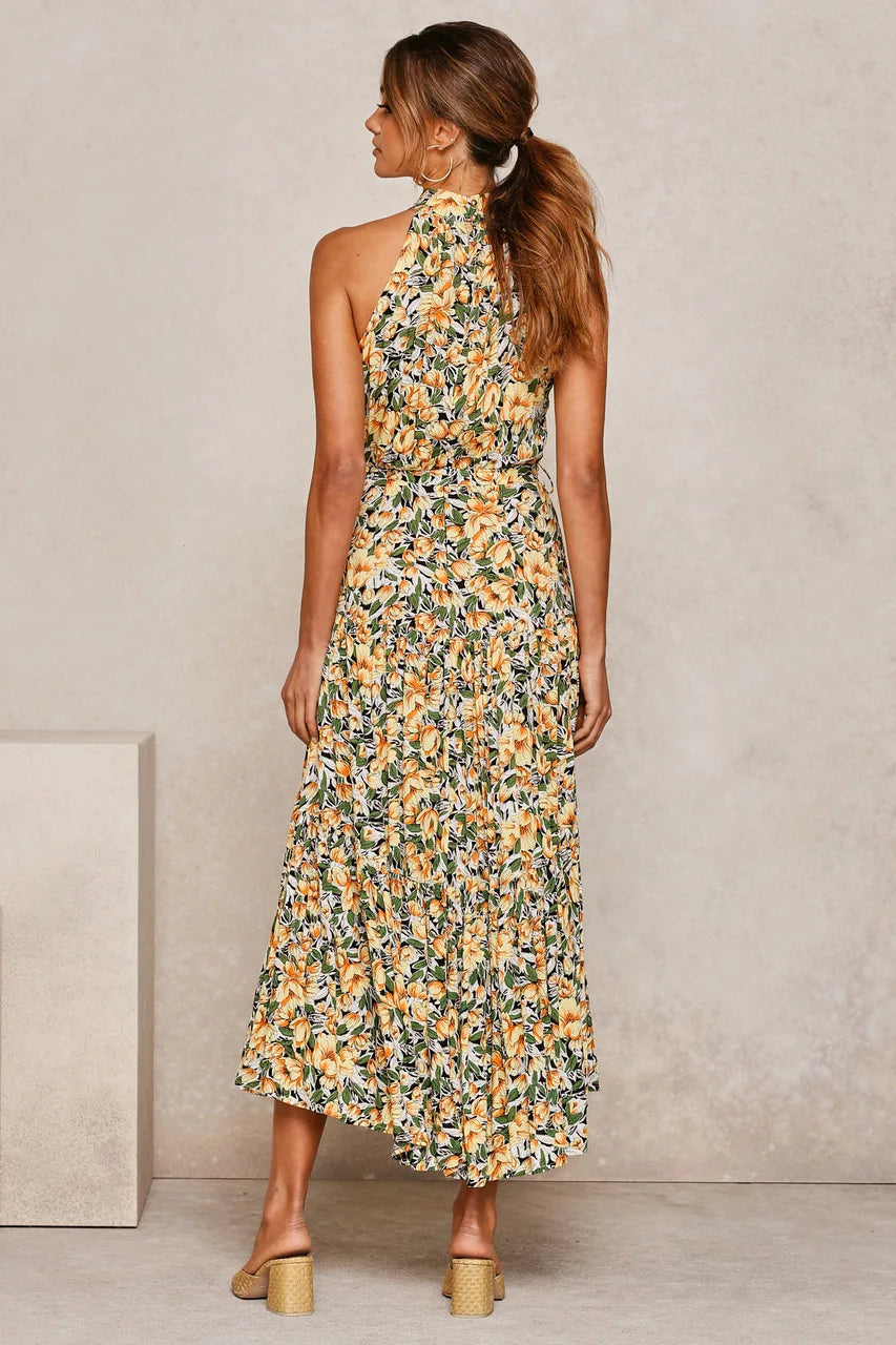 Flowy women's polka dot summer dress, ideal for casual elegance.