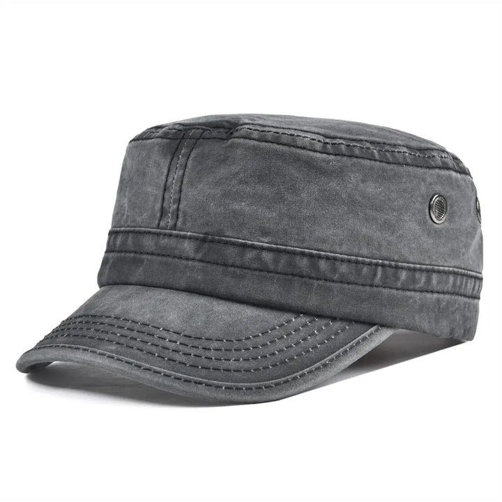 Men's vintage baseball cap, rugged distressed style, comfortable and adjustable for daily casual fashion.