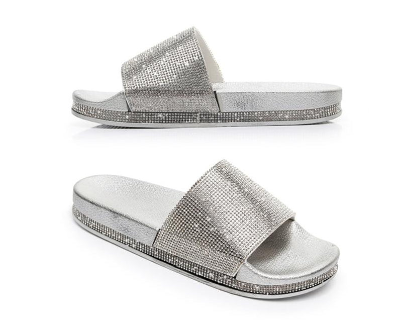 Women's sparkling slides, perfect for a glamorous summer and comfortable wear.