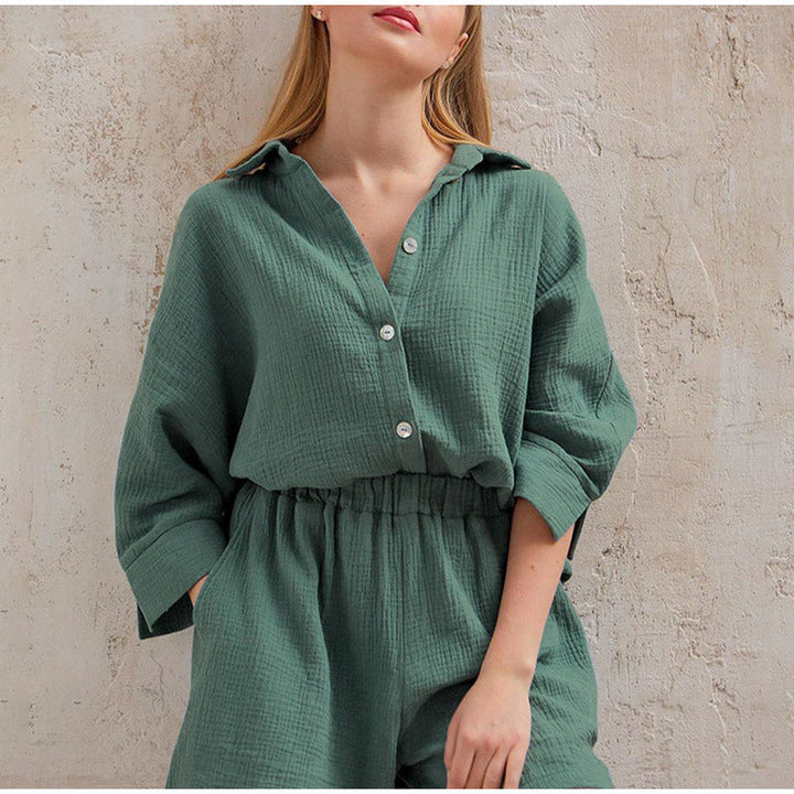 Breathable women's linen matching set, a comfortable two-piece for stylish summer outfits.