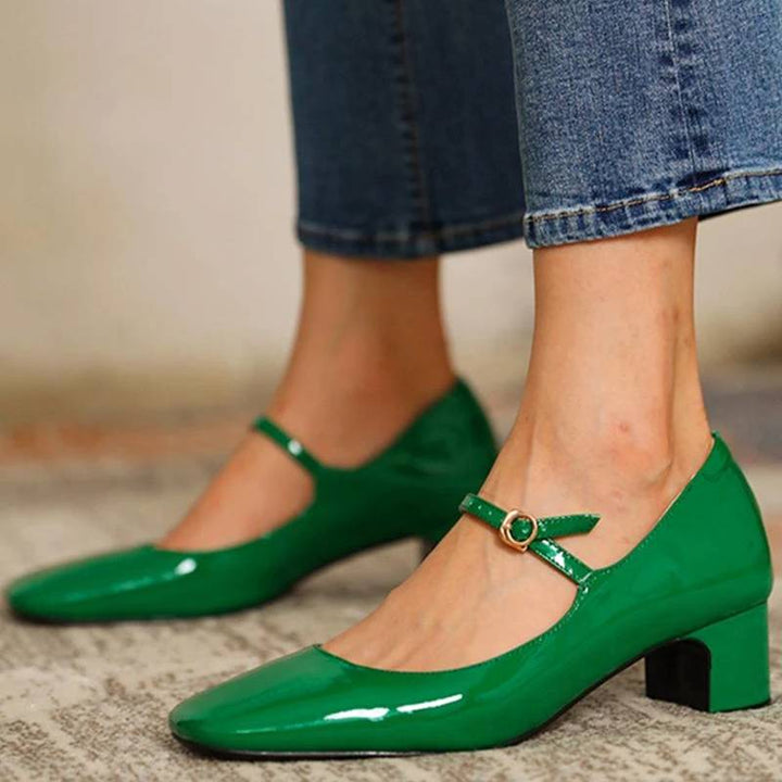 Comfortable women's orthopedic block heel shoes, ensuring foot pain relief and everyday elegance.