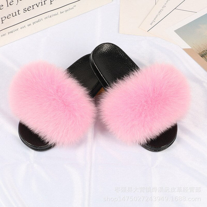 Cozy women's fluffy open-toe slippers. Plush comfort slide sandals, perfect for indoor wear.