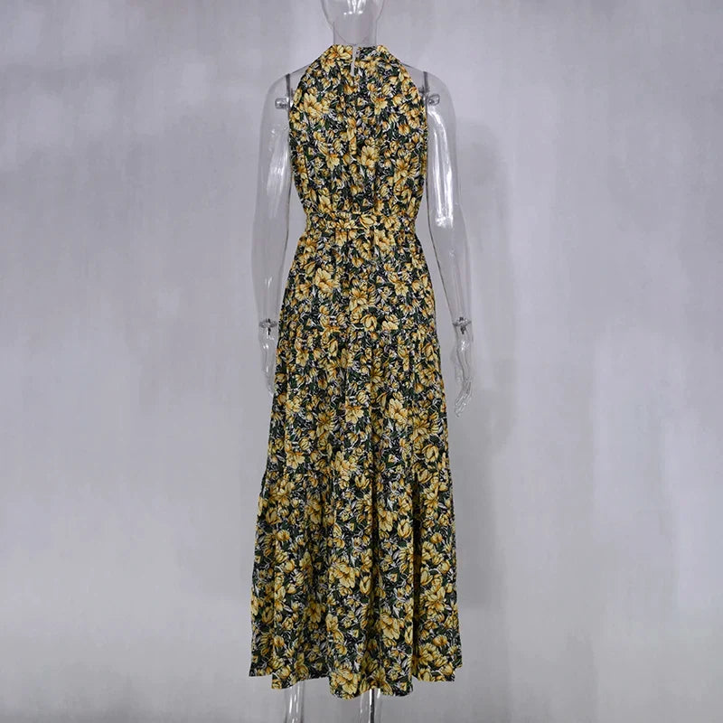 Women's casual polka dot summer maxi dress, flowy and stylish.