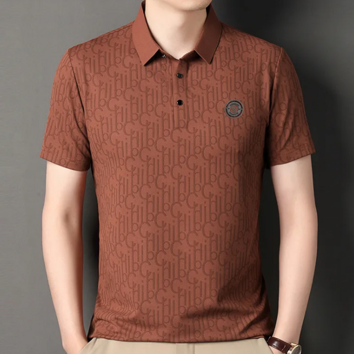 Close-up of a men's vertically striped short sleeve shirt, showcasing tailored fit & button-up detail.