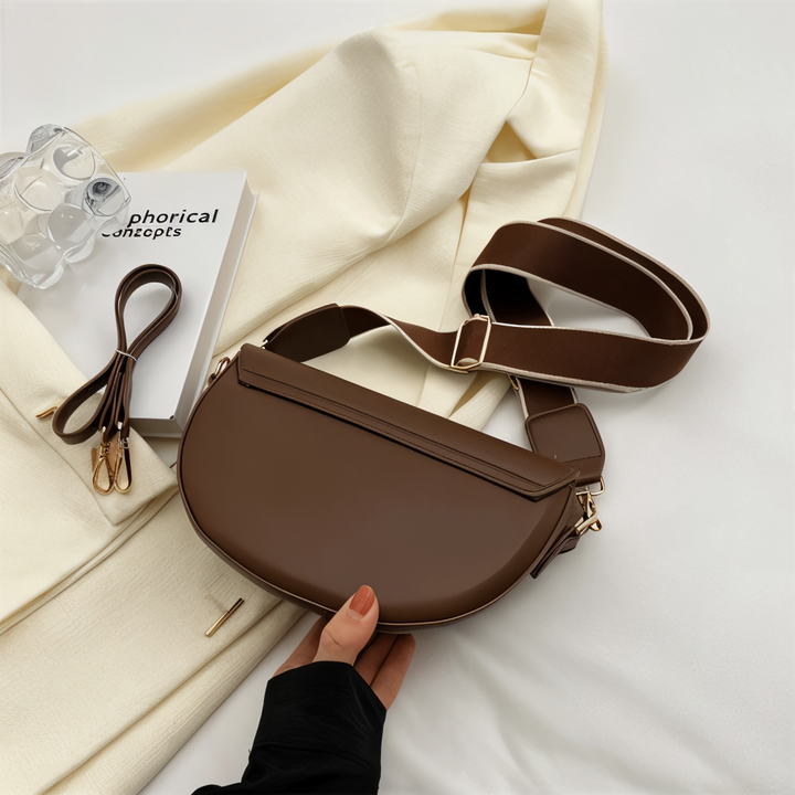 Chic women's shoulder bag, a versatile crossbody purse for elegant daily use & fashion.