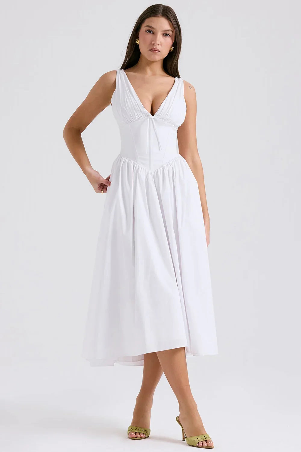 Chic women's V-neck corset flare midi dress. A flattering and elegant choice for parties & summer events.