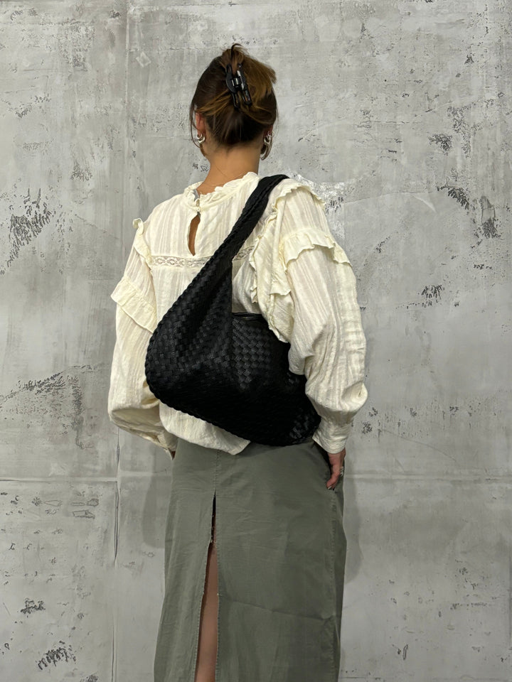 Sophisticated everyday shoulder bag. Vegan leather women's crossbody handbag.