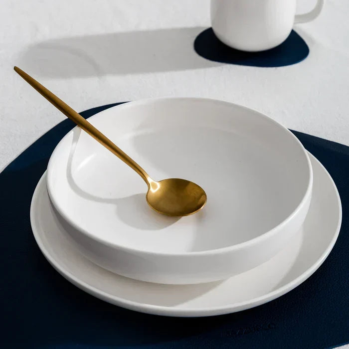 Premium stainless steel cutlery set, modern and timeless for your home.