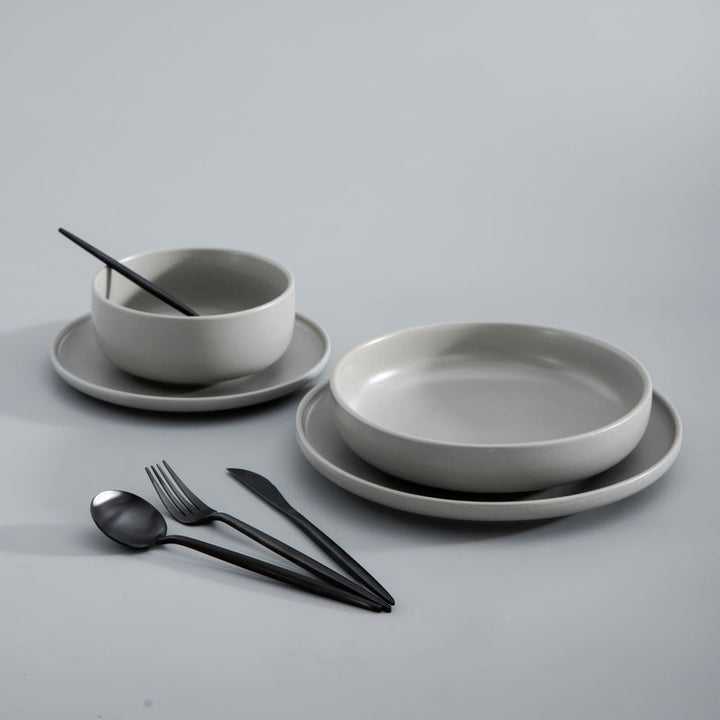 Gold modern cutlery set, luxurious kitchen utensils for a grand dinner.
