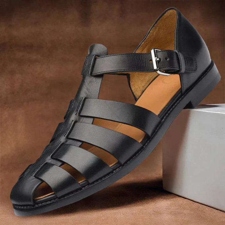 Stylish men's durable strappy sandals with adjustable straps. Ideal casual shoes for summer comfort & everyday style.