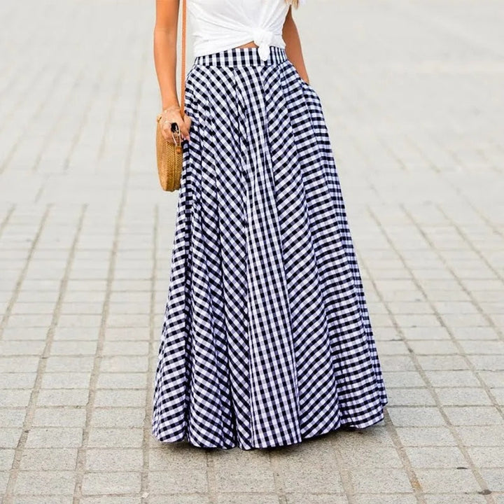 Versatile high-waist maxi skirt for women, an all-season comfortable staple for any wardrobe.