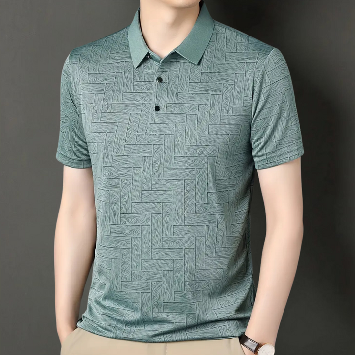 Men's textured knit polo shirt in a smart casual style, perfect for versatile summer fashion. Short sleeve comfort.