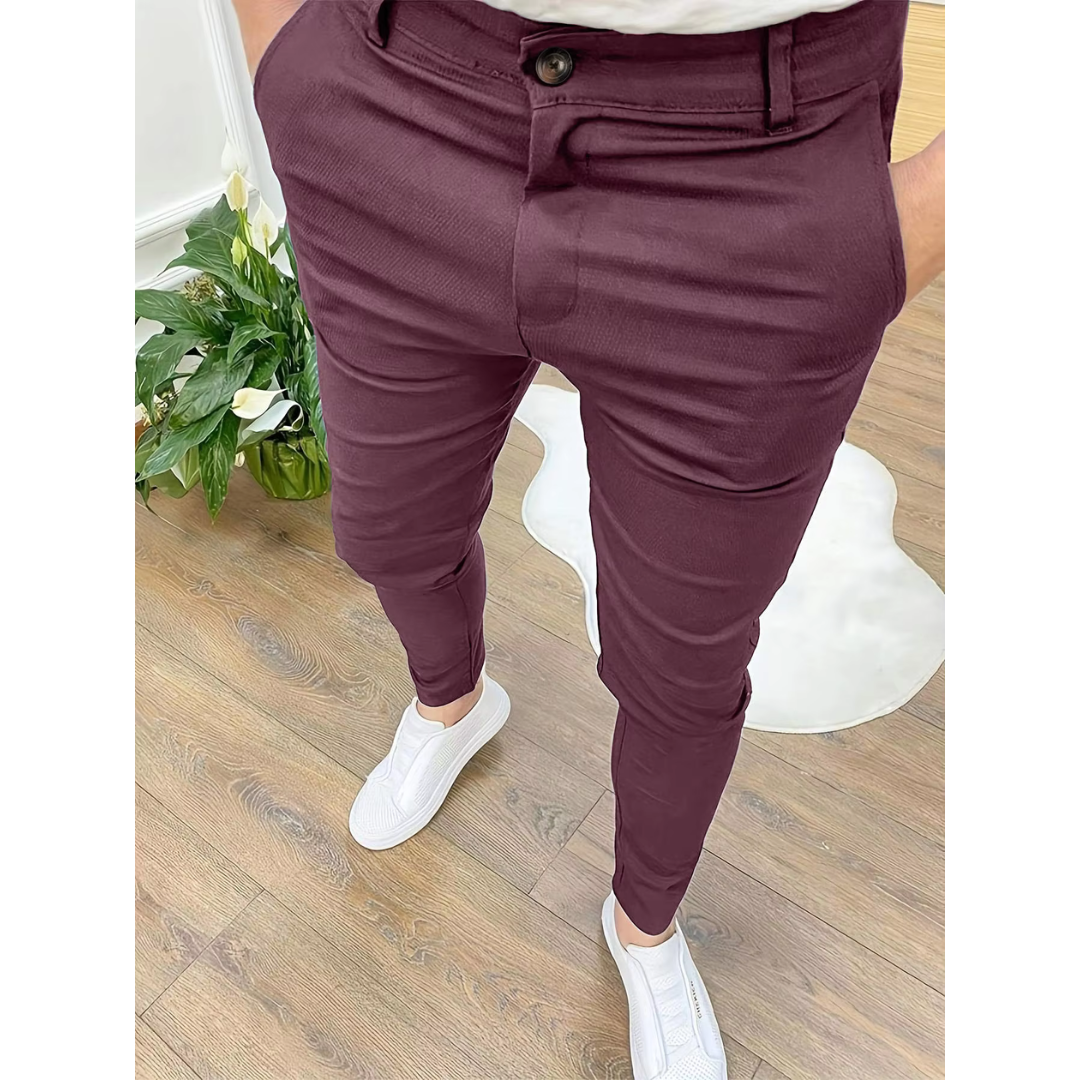 Men's everyday chino pants, designed for ultimate comfort and adaptable for any smart-casual occasion.