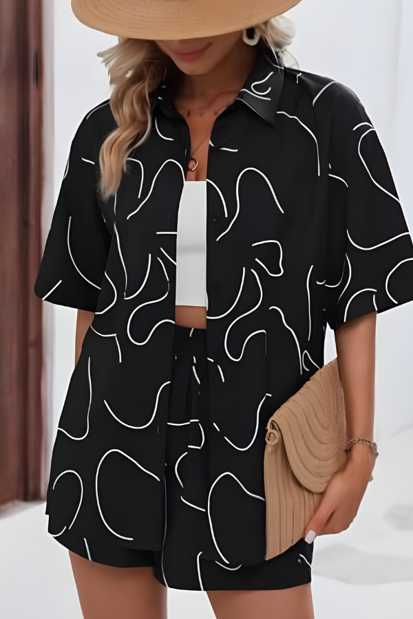 Lightweight women's summer set, a breathable two-piece shorts outfit for relaxing or exploring.