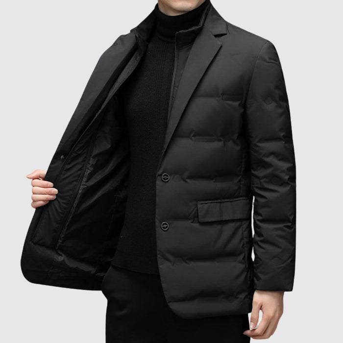 Modern men's elegant padded winter jacket, down-filled for warmth, suitable for stylish men's winter fashion.
