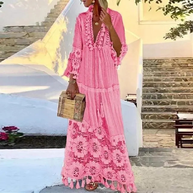 Chic women's boho maxi dress, designed with elegant lace and charming tassels, a comfortable and stylish summer outfit.