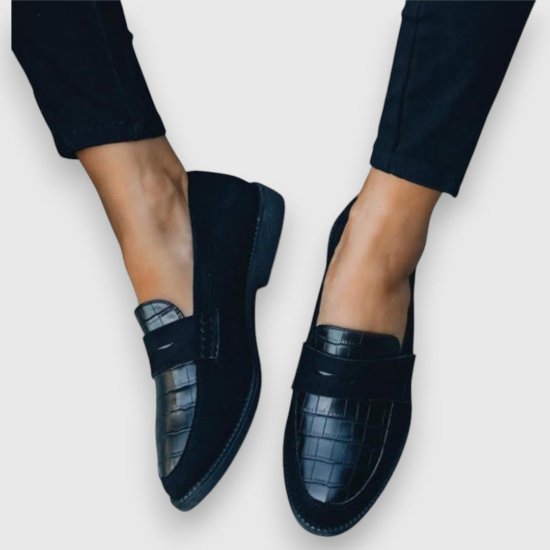 Women's effortless comfort slip-on loafers. Stylish and versatile flats for everyday wear, perfect for walking.