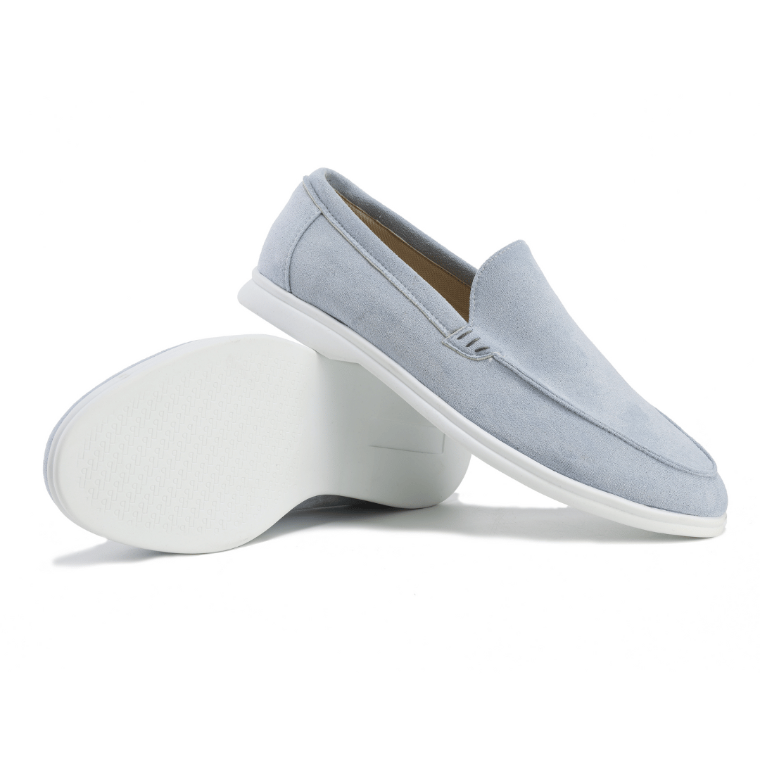 Comfortable men's brown slip-on loafers, ideal for walking, everyday fashion, and effortless style.