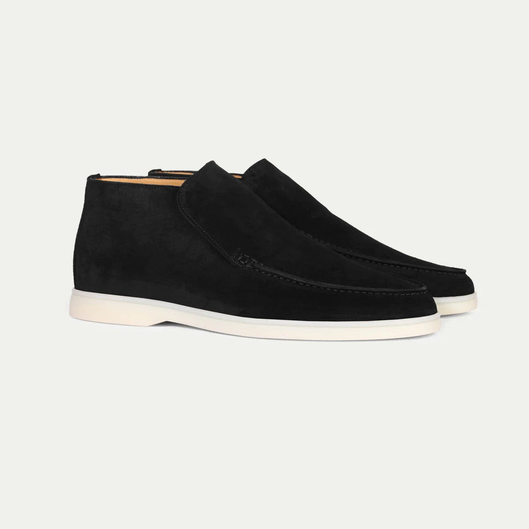 Versatile men's fashion slip-on shoes, ideal casual loafers for effortless style.