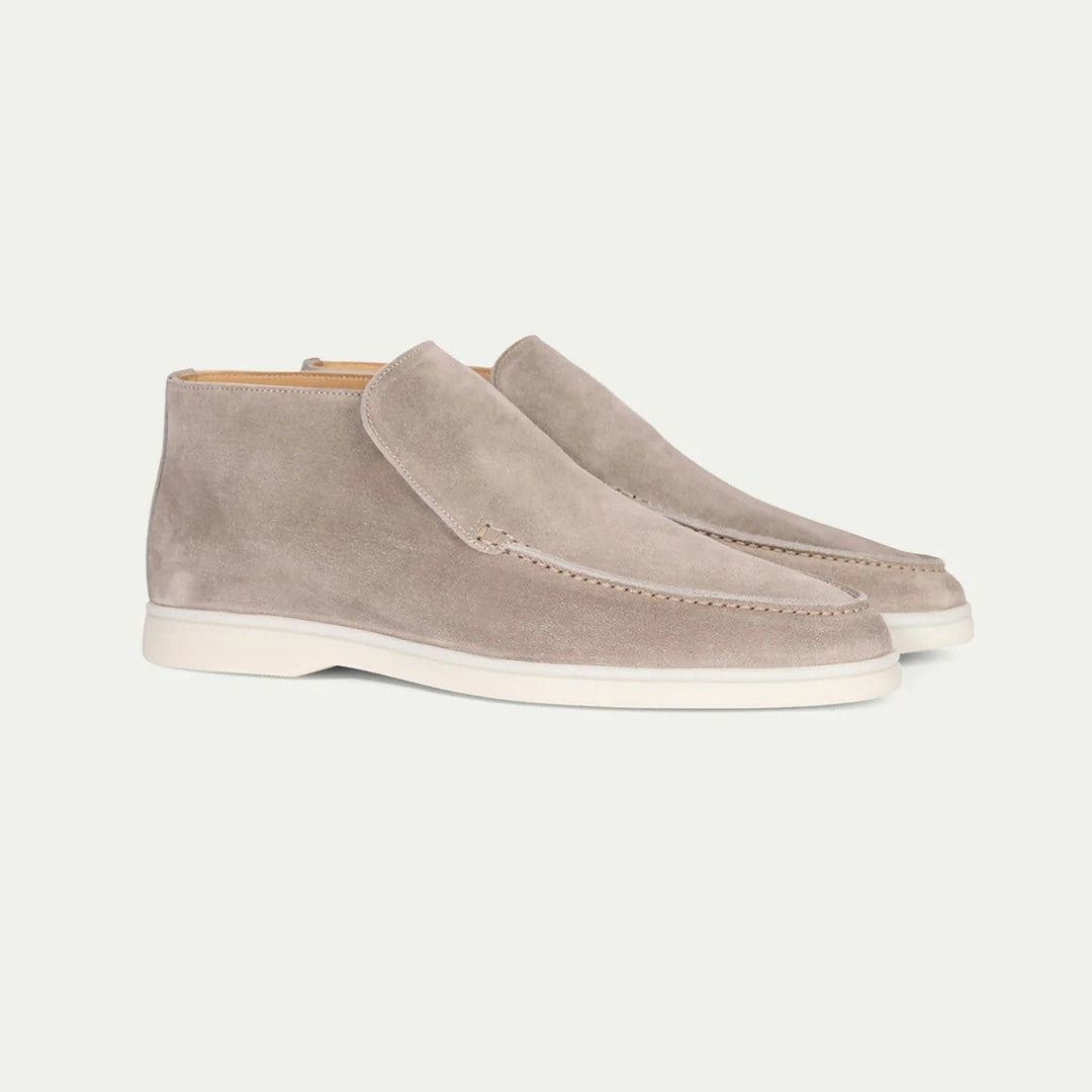 Men's versatile slip-on casual shoes, perfect for everyday comfort and style.