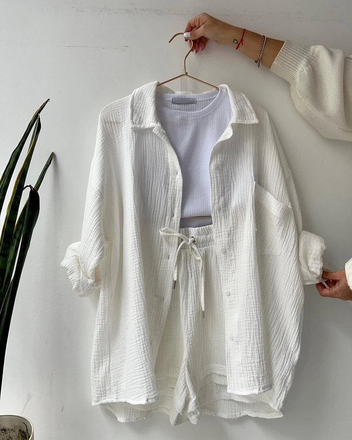 Vacation-ready ladies' shorts set, a stylish and comfortable outfit for sunny days.