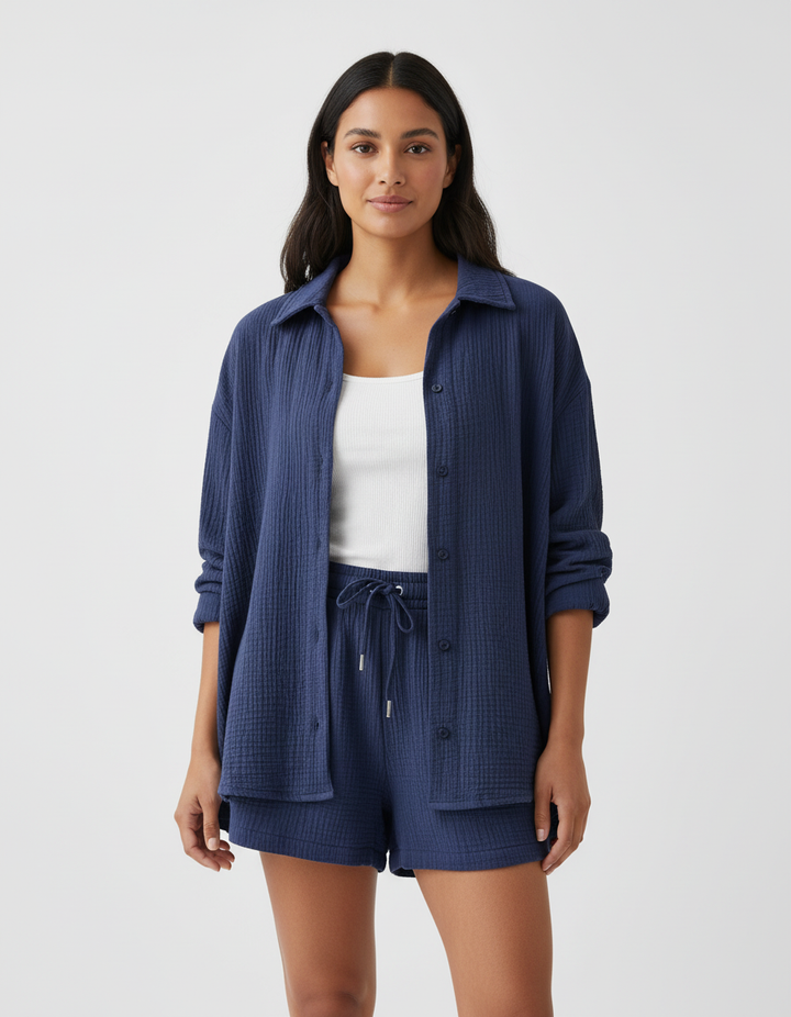 High-quality women's casual short set, designed for durability and relaxed comfort.