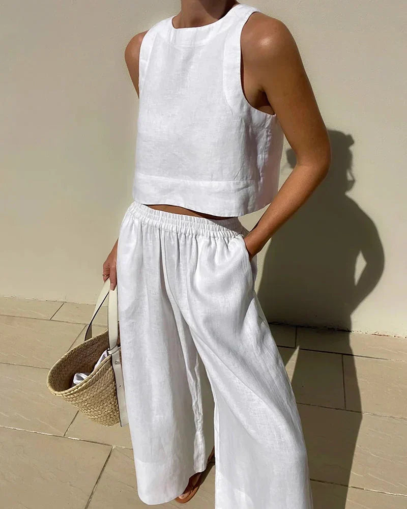 Women's effortless sleeveless top & wide-leg capri pants set. Comfortable summer lounge wear.