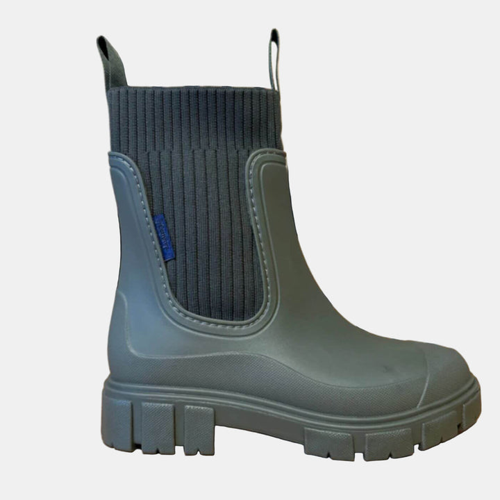 Durable women's waterproof winter boots with orthopedic support for ultimate comfort and walking.