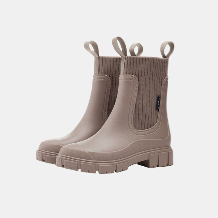 Elegant women's comfort boots with orthopedic arch support. Waterproof, non-slip, perfect for stylish fall wear.