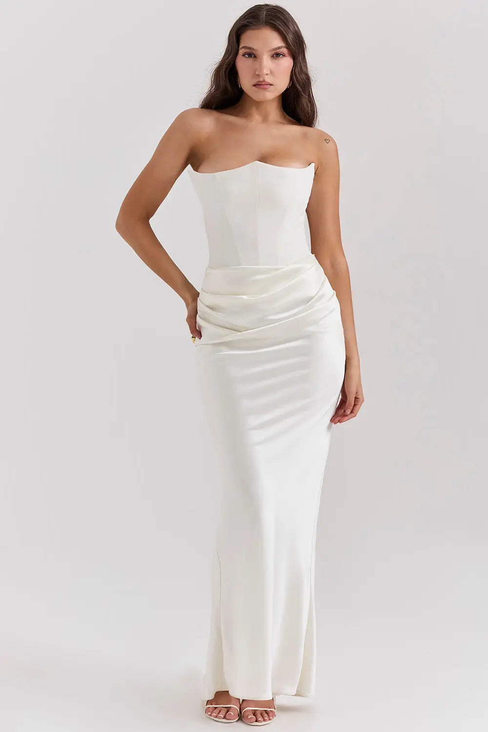 Graceful women's strapless corset dress, a stunning maxi gown for parties.
