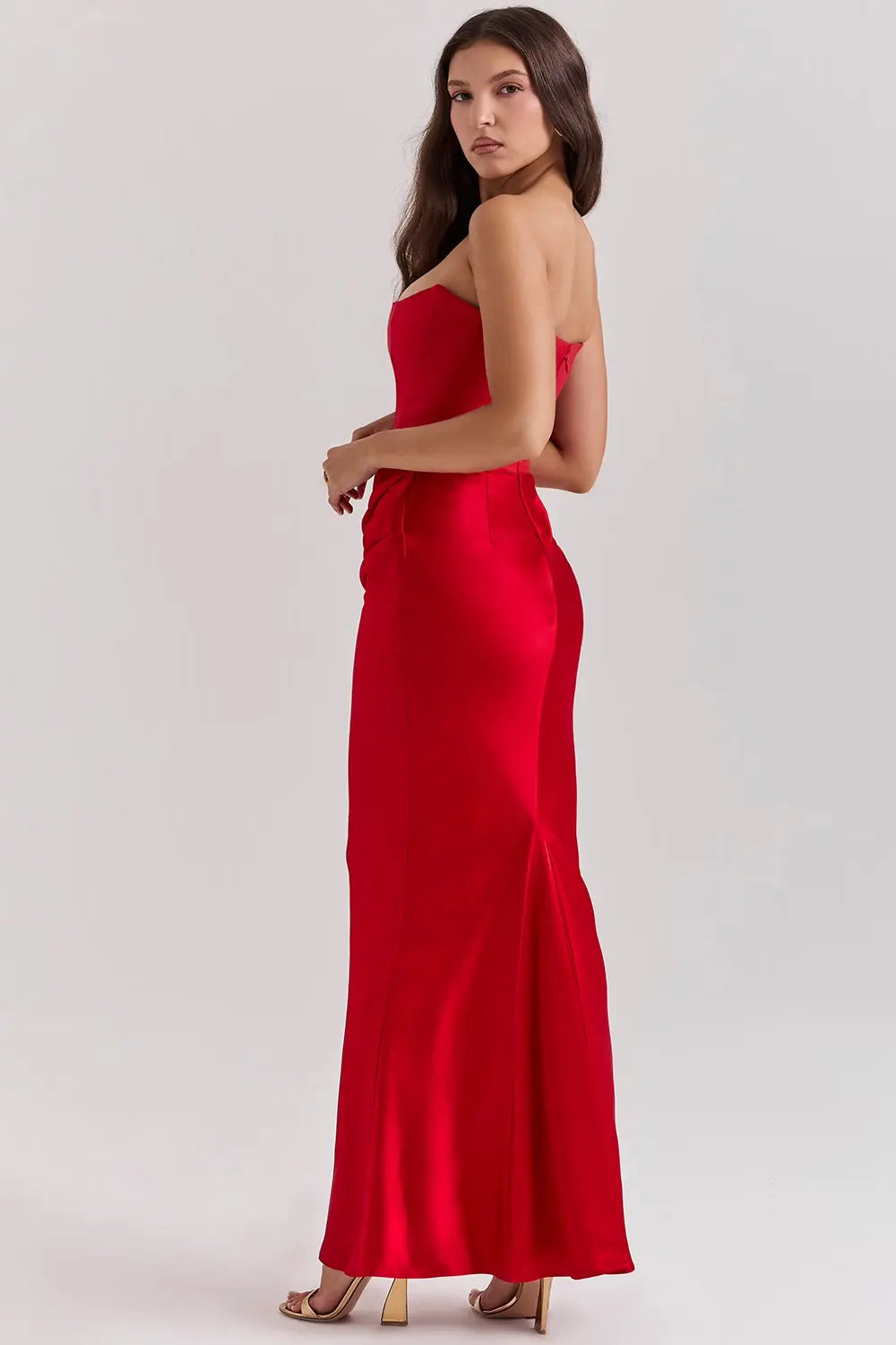 Stunning strapless corset maxi dress for women, ideal for prom and formal gatherings.
