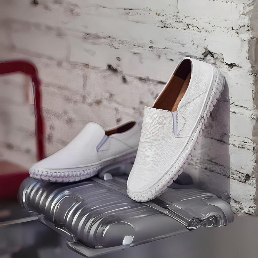 Brown men's comfortable slip-on shoes, ideal for casual fashion and effortless everyday versatility.