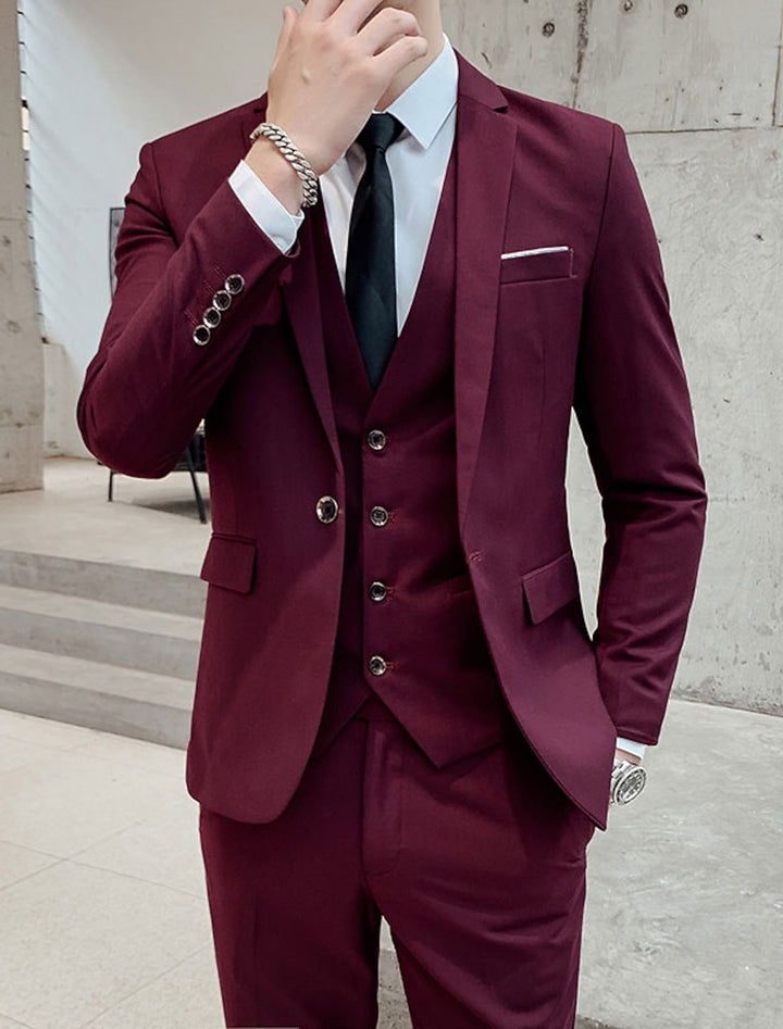 Men's classic single-breasted 3-piece suit, perfect for formal events, weddings, and business attire. Tailored fit.