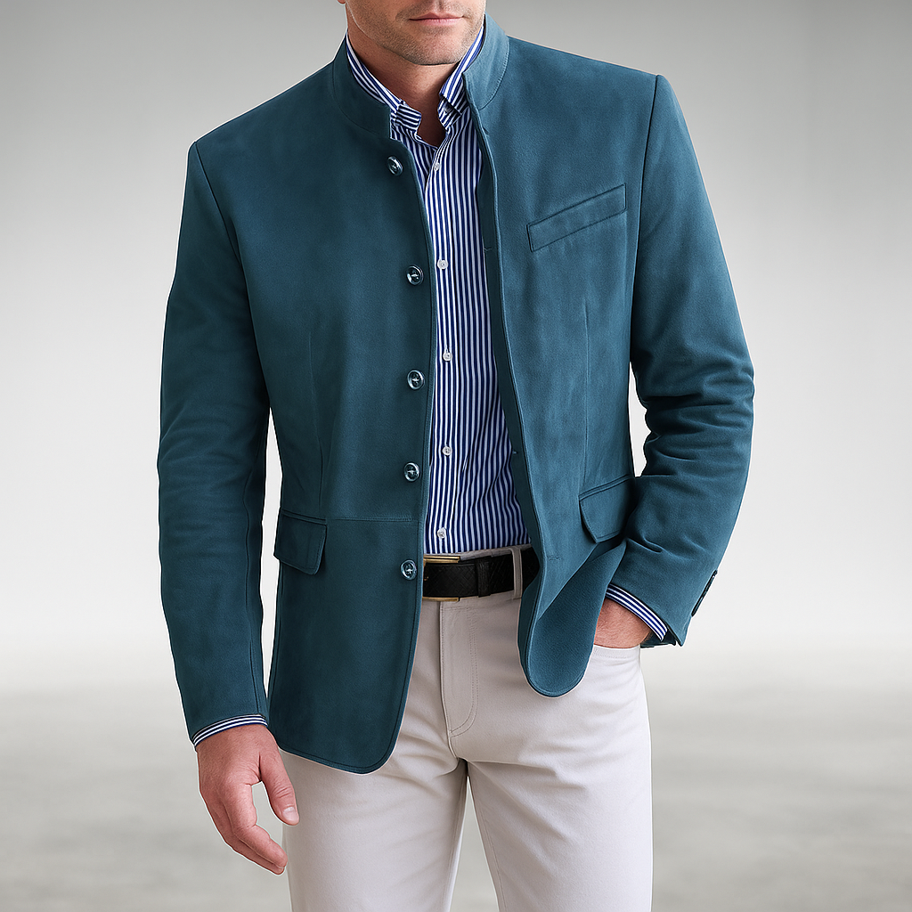 Cozy men's autumn/winter knit cardigan, offering modern style & warmth for casual outfits.