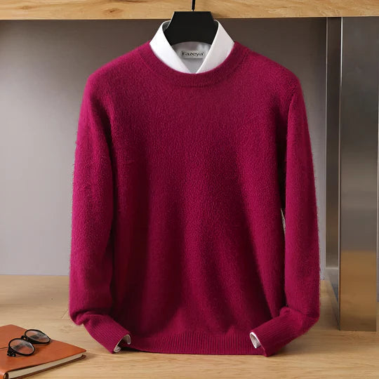Elegant men's lightweight O-neck pullover. Sophisticated long sleeve knit top for autumn fashion.