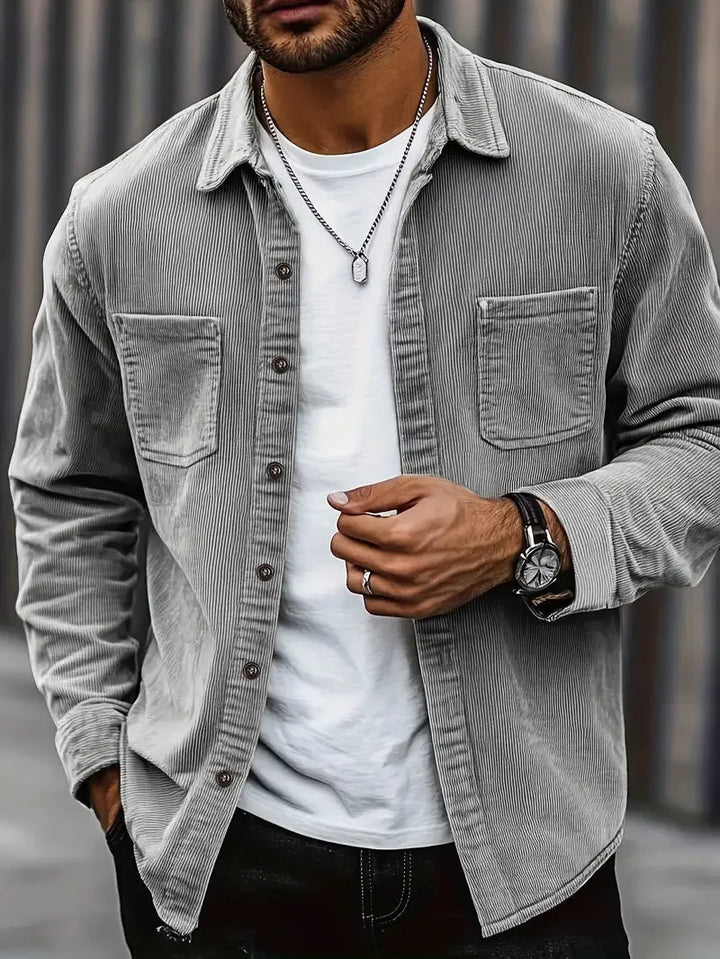 Classic men's casual corduroy button jacket in a relaxed fit, offering warmth and style for fall & winter.