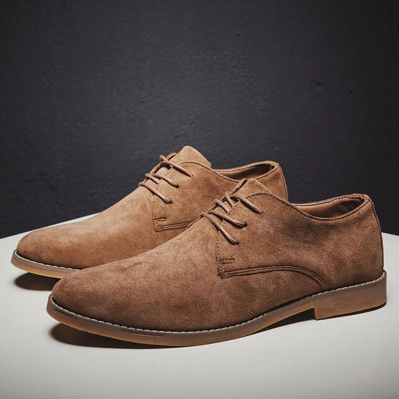 Durable men's classic dress shoes, black lace-up, essential for formal occasions.