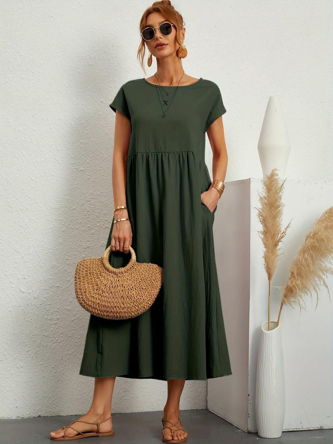 Everyday women's round neck dress, providing comfortable and versatile style for any occasion.