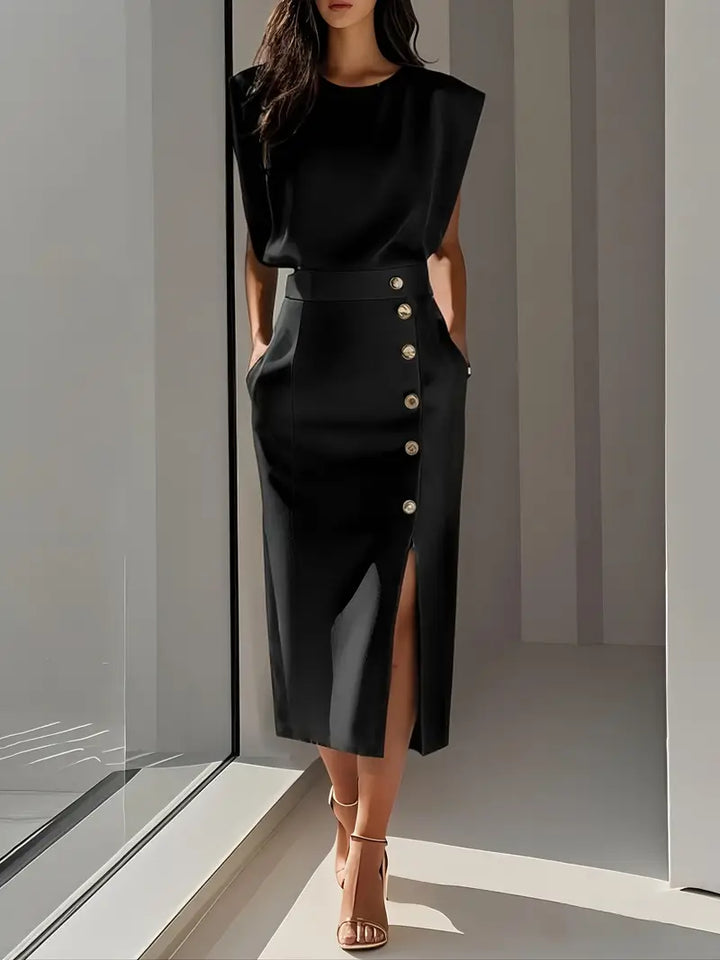 Fashionable women's midi dress, an elegant design with a side slit & button detail, perfect for modern style.