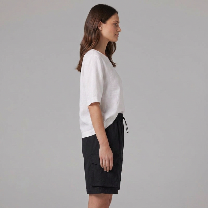 Comfortable women's relaxed cargo shorts with an adjustable waist, ideal for casual summer outings.