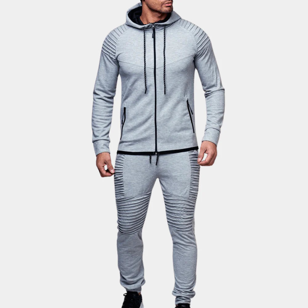 Stylish men's fall tracksuit set, a two-piece outfit for casual fashion and everyday comfort.