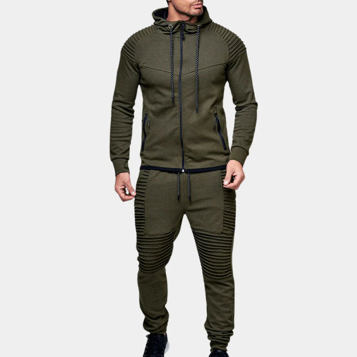 Men's versatile two-piece tracksuit, a casual set for athletic wear or comfortable daily fashion.