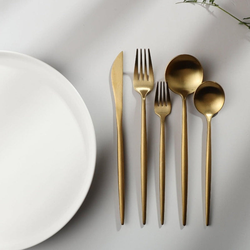 Stylish modern flatware, a timeless cutlery set for sophisticated dinnerware.