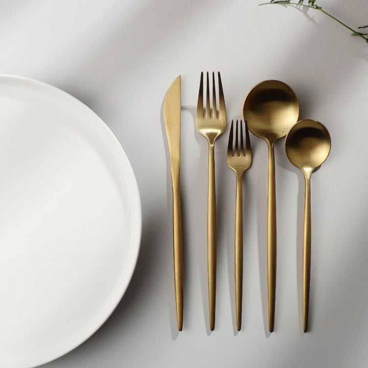 Stylish modern flatware, a timeless cutlery set for sophisticated dinnerware.