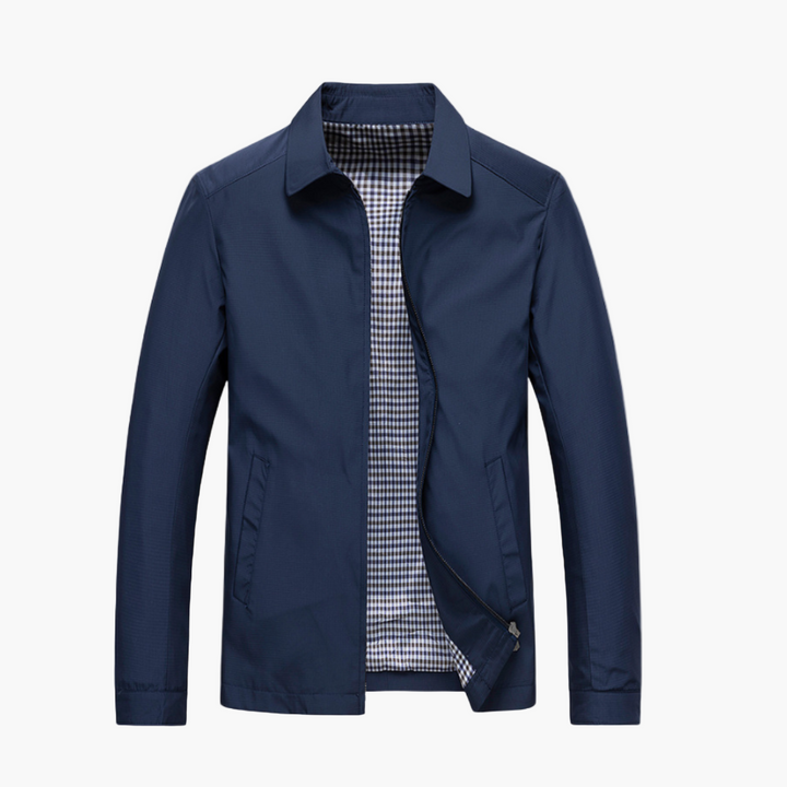 Comfortable men's transition jacket. Modern lightweight blouson for versatile everyday fashion.