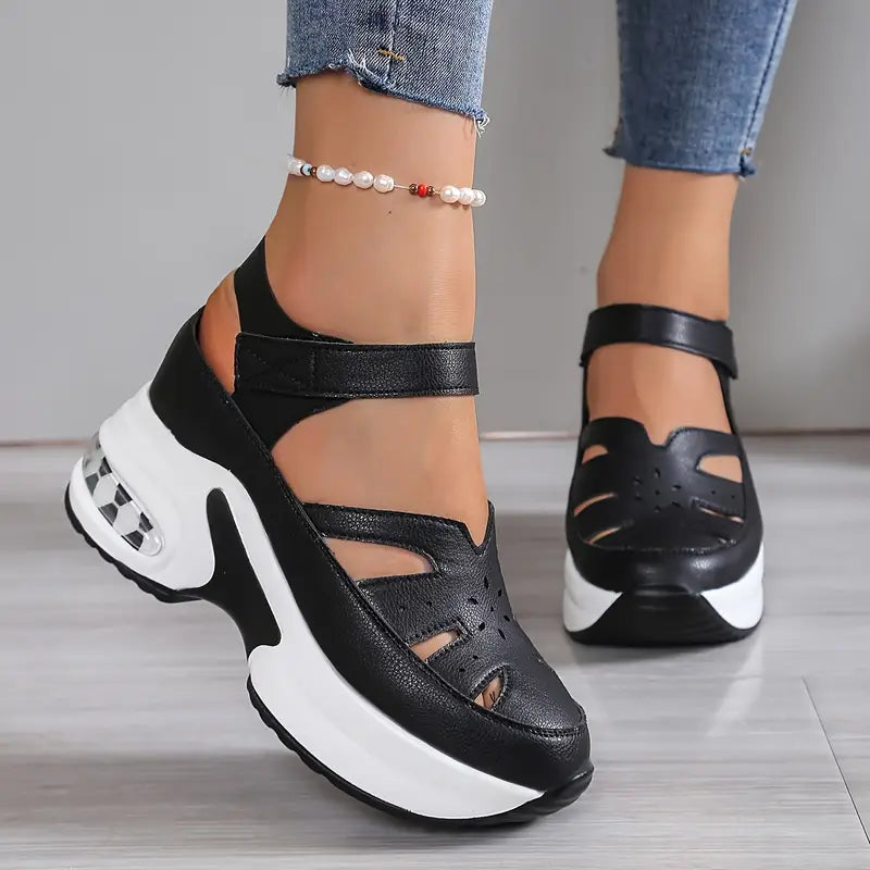 Women's orthopedic walking sandals, featuring lightweight design, superior comfort & essential arch support.