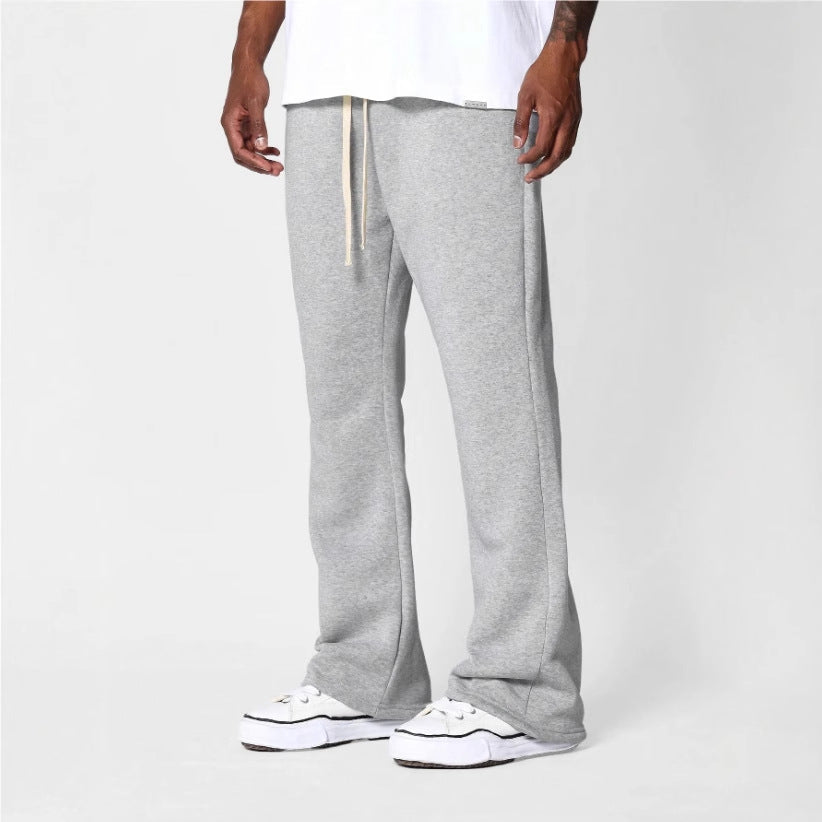 Men's flared sweatpants in a relaxed fit, perfect for ultimate comfort and modern casual style.